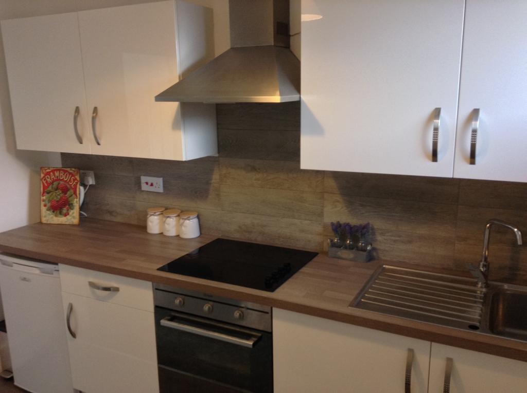 Central Windsor Apartments Εξωτερικό φωτογραφία